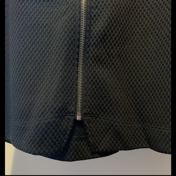 2/$20 H&M Black Zipper Skirt - Picture 3 of 3